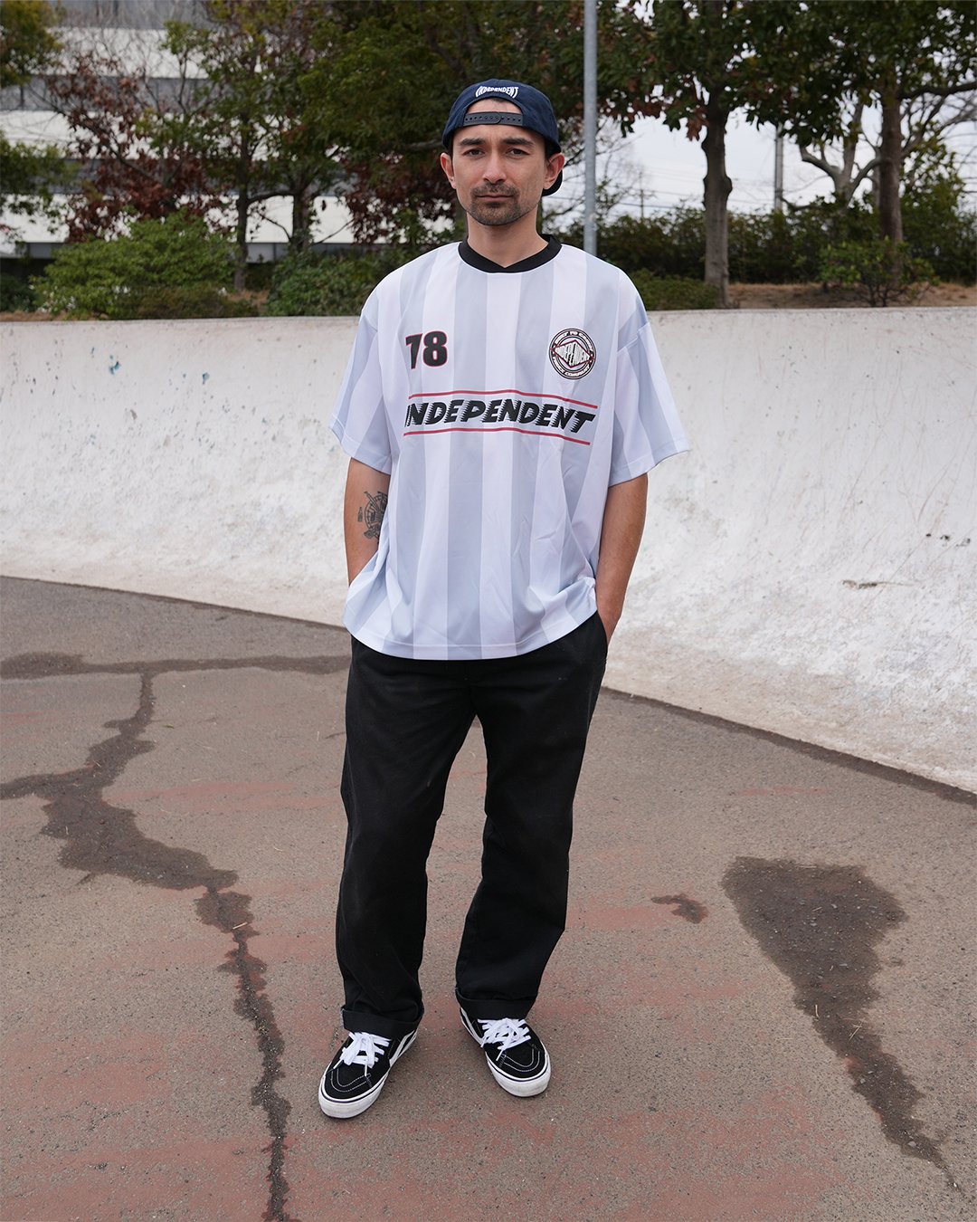 INDEPENDENT JAPAN LIMITED BTG GAME SHIRT / WHIT