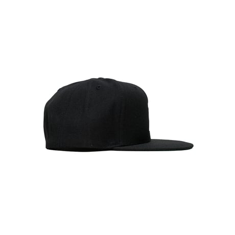 OLD ENGLISH SNAPBACK CAP / BLACK