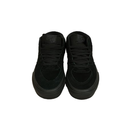 VANS SKATE HALF CAB / BLACK & BLACK