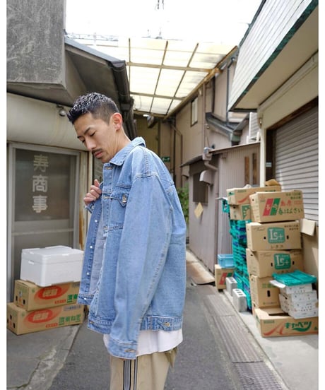 WASHED DENIM JACKET / LIGHT BLUE