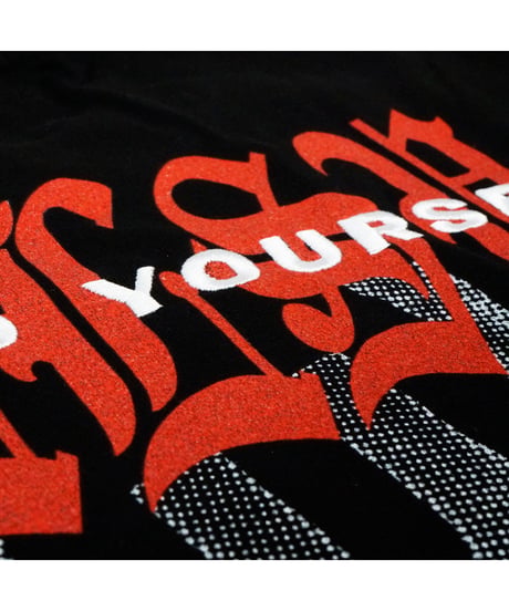 BROKEN BONES DROP SHOULDER TEE / BLACK