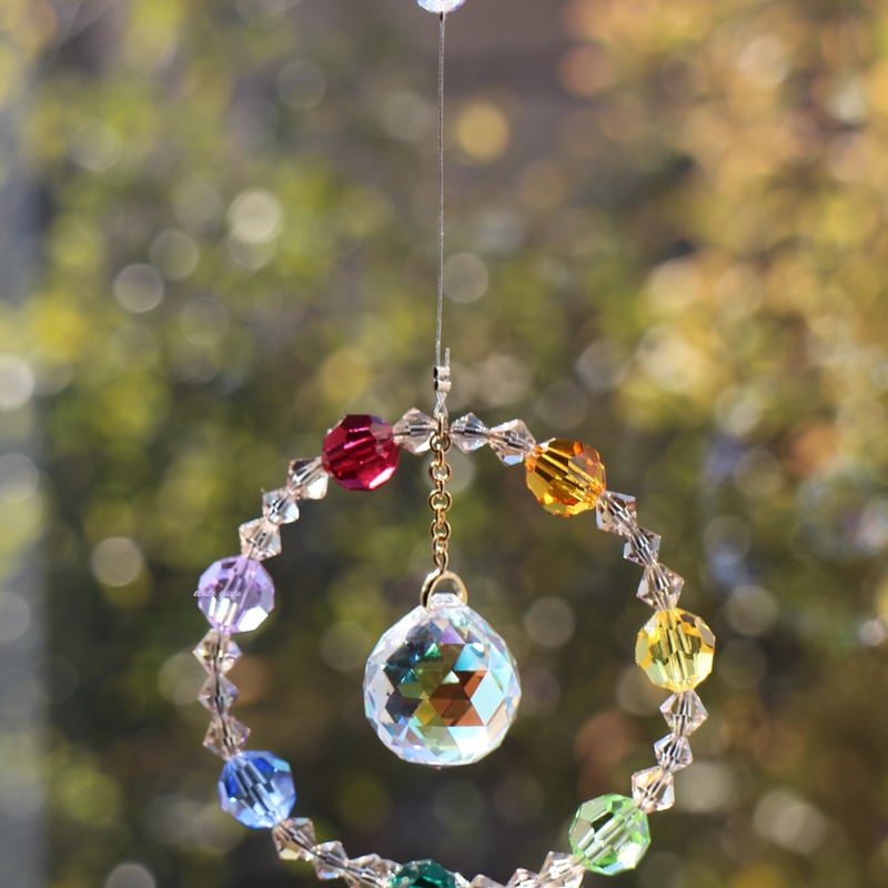 虹の環のクリスタルサンキャッチャー | etoile-irisee