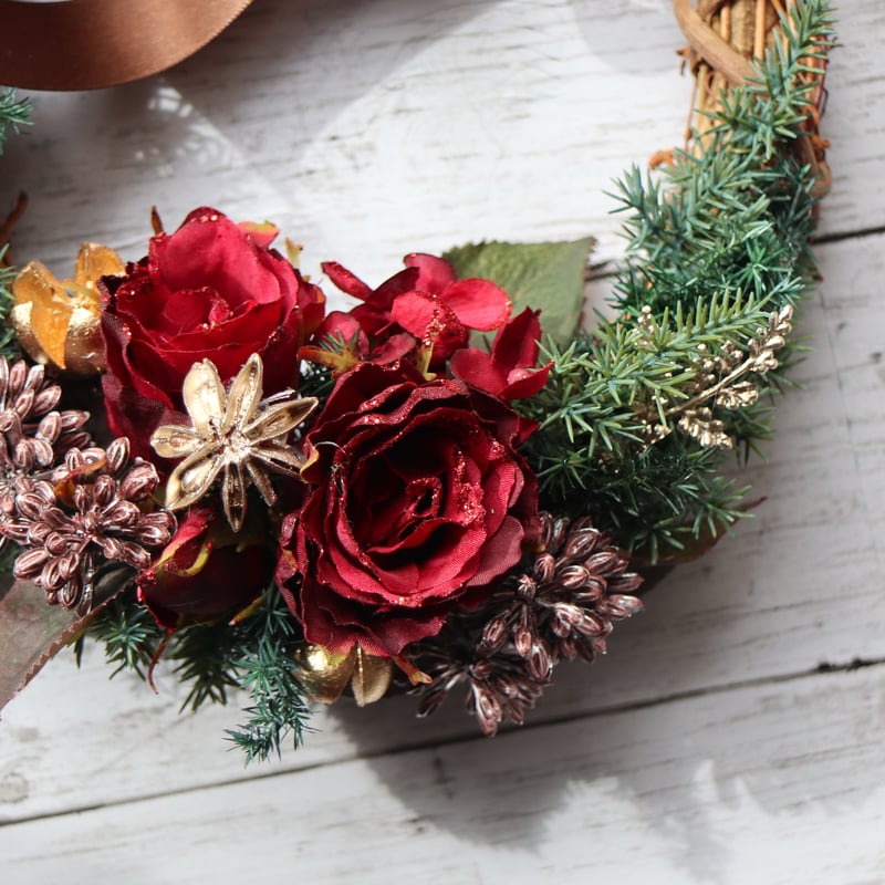 No151 真っ赤なバラとキラキラリボン♪♪クリスマスリース❄︎.*2024 Amazon｜赤いリボンのクリスマスリース プリザーブドフラワー