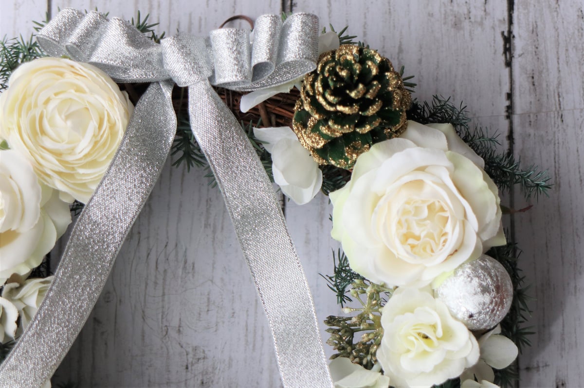 No153 でっかいリボンとリンリンベル♪キラキラクリスマスリース❅2024 No153 でっかいリボンとリンリンベル♪キラキラクリスマスリース