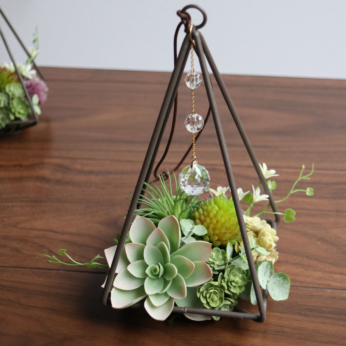 吊り下げ式プランターラック 5個のガラス容器付き★多肉植物★エアープランツなど 吊り下げ式プランターラック 5個のガラス容器付き☆多肉植物☆エアー