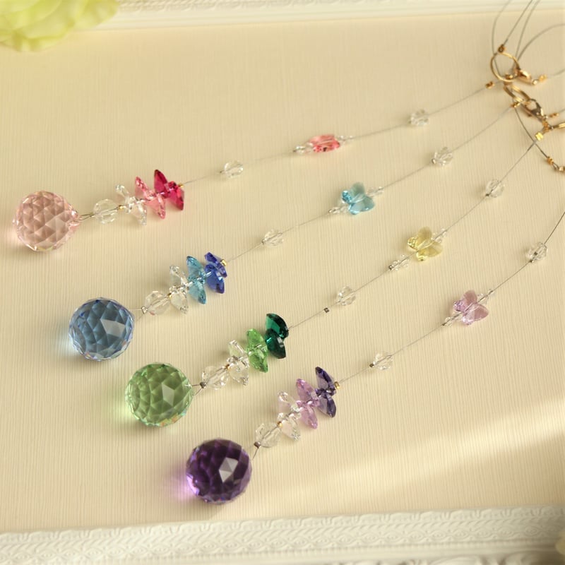 ちょうちょとハートの車用サンキャッチャー | etoile-irisee