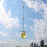 葉付きりんごのサンキャッチャー | etoile-irisee