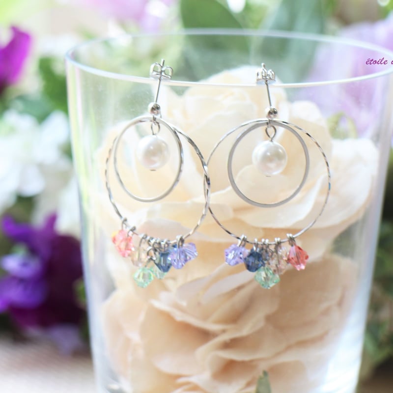 ヒキモノリングの虹色サンキャッチャーピアス | etoile-irisee ヒキモノリングの虹色サンキャッチャーピアス | etoile-irisee