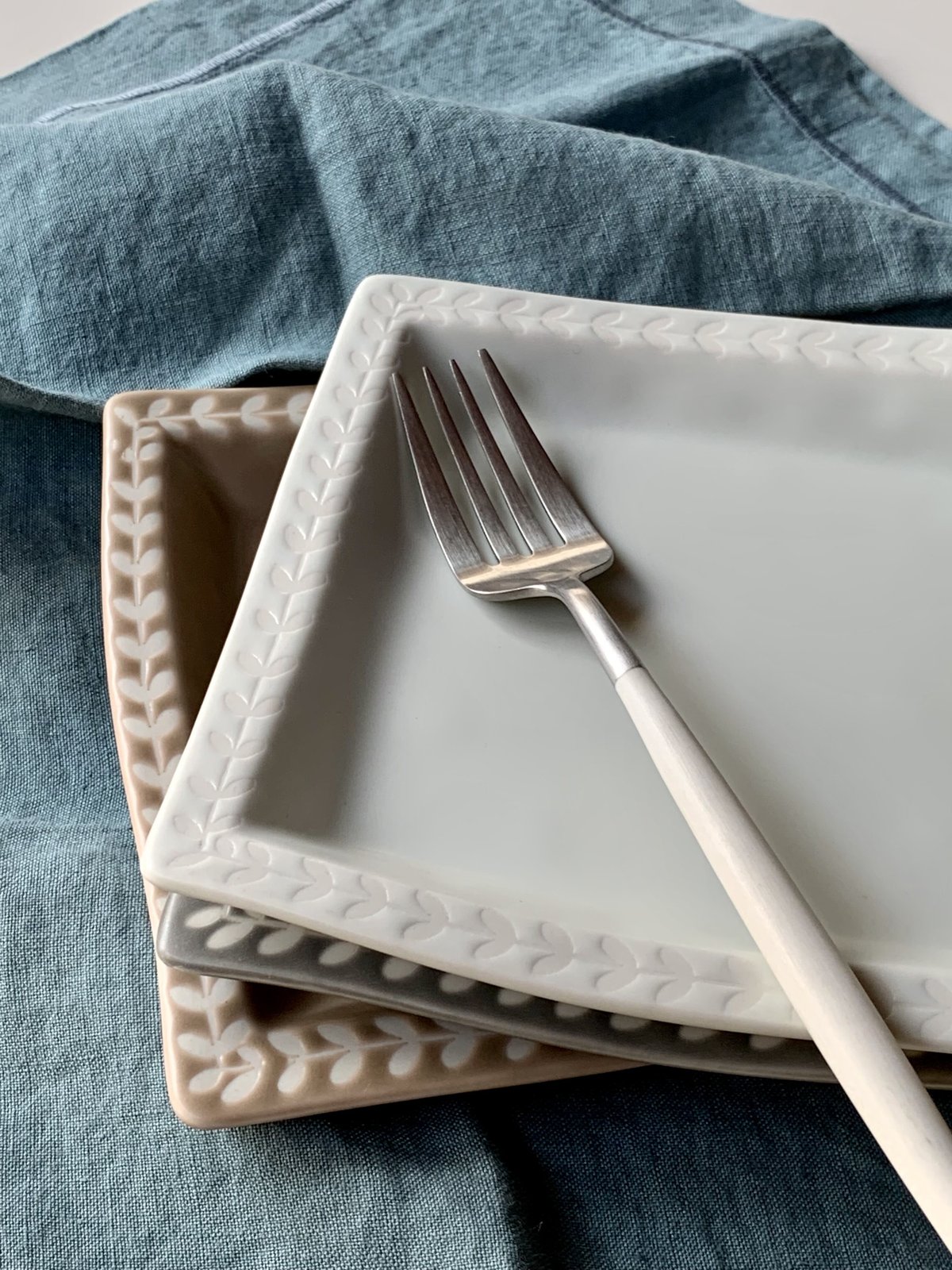 オリーブ スクエアプレートM | NISHIYAMA