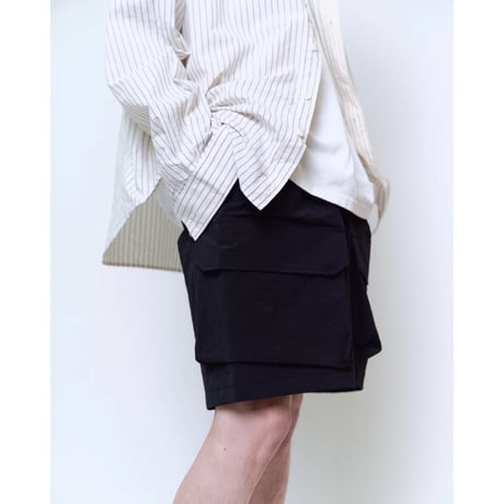 NAME. : NYLON TWILL ONE TUCK CARGO SHORTS : TELE CUT