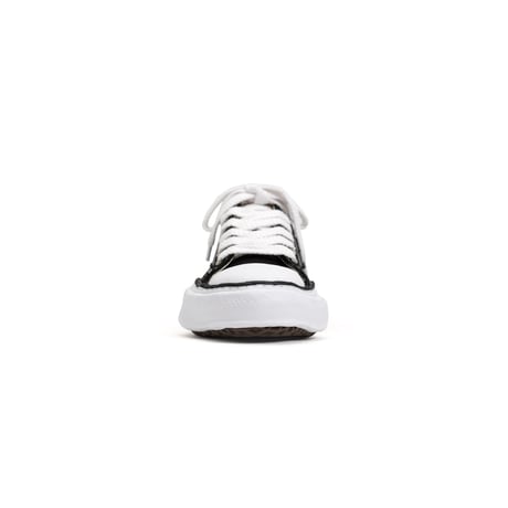 Maison MIHARA YASUHIRO : "PETERSON" OG Sole Canvas Low-top Sneaker