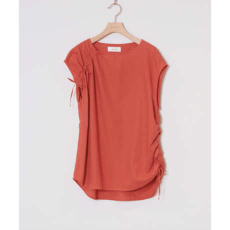 WELLDER (WOMENS) : No Sleeve Gathered Top