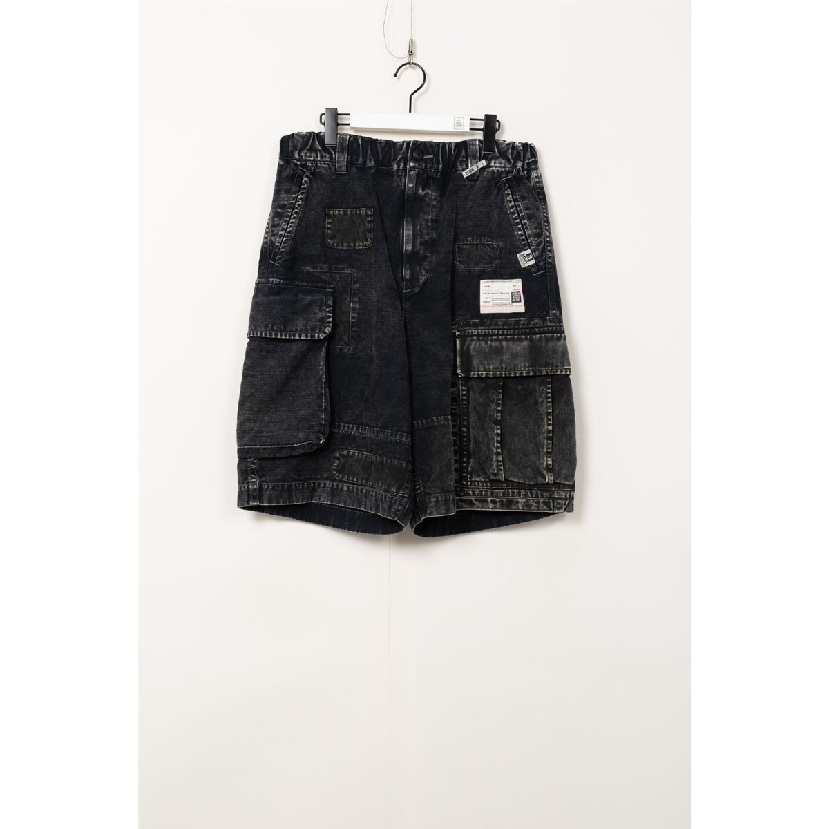 Maison MIHARA YASUHIRO : REPAIRED CARGO SHORTS 