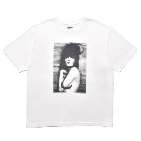 MINEDENIM : Stie-lo × Irina.L "Sideways figure" T-SH