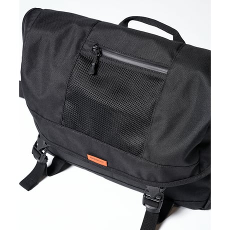 MAKAVERIC : SIGNAL MESSENGER BAG