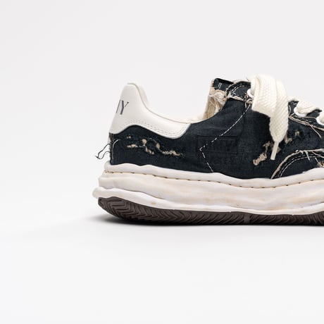 Maison MIHARA YASUHIRO : "BLAKEY" OG Sole Ripped Overdye Canvas Low-top Sneaker