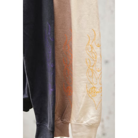 B.L.M.C. : "H.A.S" LIGHTWEIGHT SWEATSHIRT