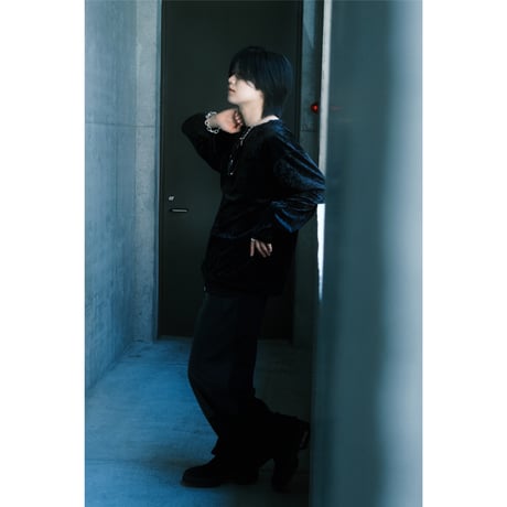Juha × BIRTHDAY : EX.SHADED VELVET BOAT-NECK L/S