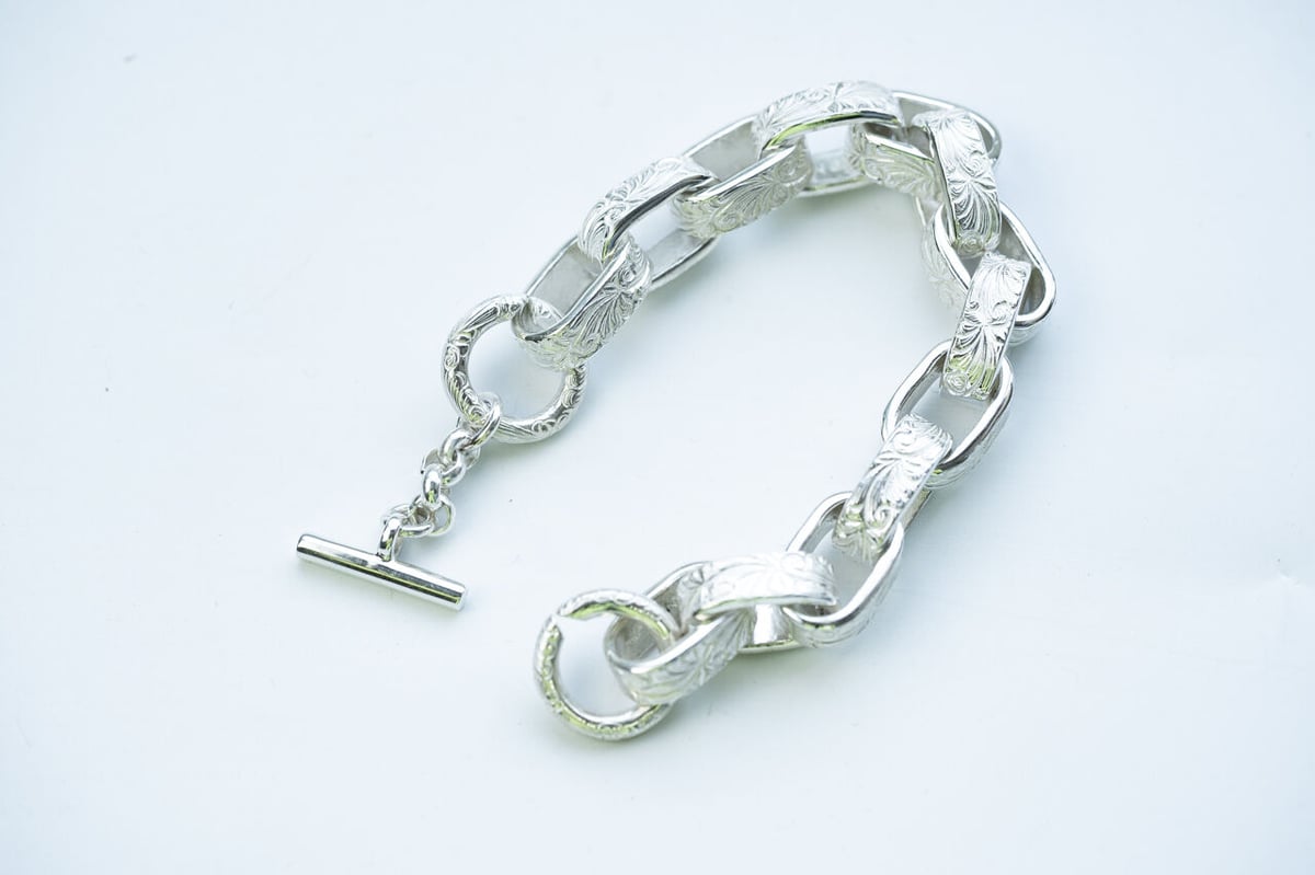 WAKAN SILVER SMITH : BN-079 Arabesque Hopi chai WAKAN SILVER SMITH : BN-079 Arabesque Hopi chai