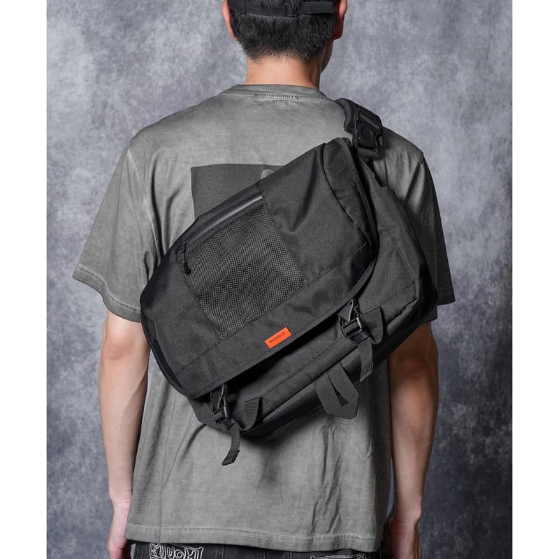 MAKAVERIC : SIGNAL MESSENGER BAG | BIRTH DAY