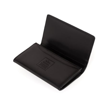 Maison MIHARA YASUHIRO : invisible business card holder