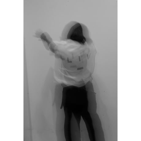 L I V runging : L I V S/S SHIRT