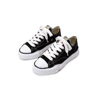 Maison MIHARA YASUHIRO : "PETERSON" OG Sole Canvas Low-top Sneaker