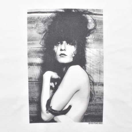 MINEDENIM : Stie-lo × Irina.L "Sideways figure" T-SH