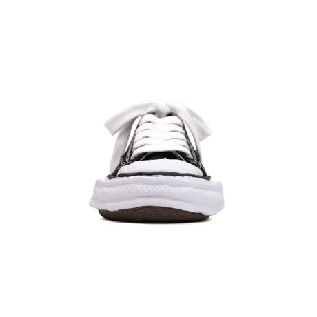 Maison MIHARA YASUHIRO: "PETERSON23" OG Sole Canvas Low-top Sneaker