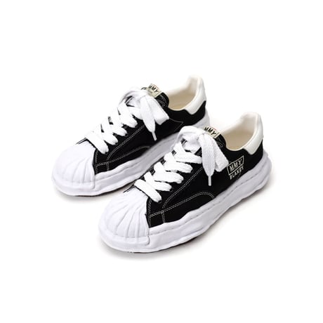 Maison MIHARA YASUHIRO : "BLAKEY" OG Sole Canvas Low-top Sneaker