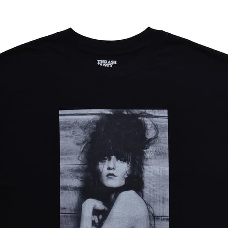 MINEDENIM : Stie-lo × Irina.L "Sideways figure" T-SH