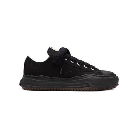 Maison MIHARA YASUHIRO : "PETERSON" OG Sole Canvas Low-top Sneaker