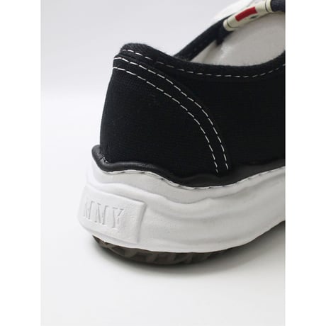 Maison Mihara Yasuhiro : "BAKER" OG Sole Canvas Low top Sneaker