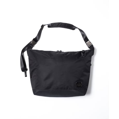 MAKAVERIC : URBAN MESSENGER BAG SIERRA EDITION