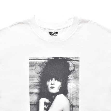 MINEDENIM : Stie-lo × Irina.L "Sideways figure" T-SH