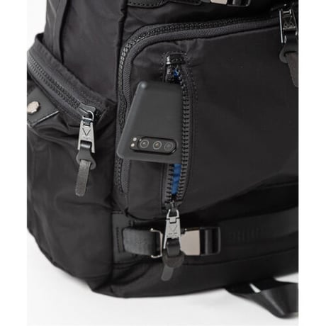 MAKAVELIC : SUPERIORITY BIND UP BACKPACK