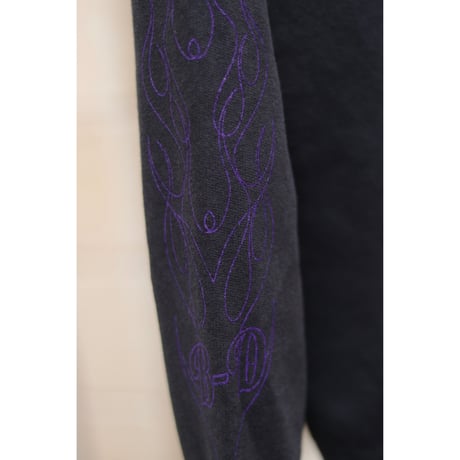 B.L.M.C. : "H.A.S" LIGHTWEIGHT SWEATSHIRT