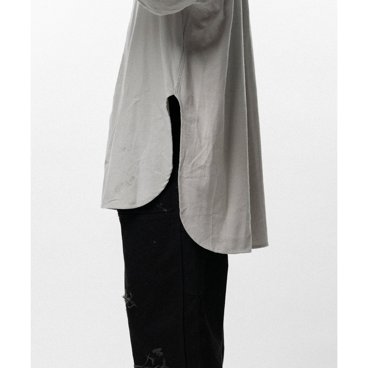 カミヤ KAMIYA G16SH049-0 Ash Fade Drawstring Cuff Shirt アッシュフェード ドローストリングカフ シルクコットンネップツイル 長袖 シャツ ブラック系 S【極上美品】【中古】 KAMIYA : Ash Fade Drawstring Cuff Shirt | BIRTH