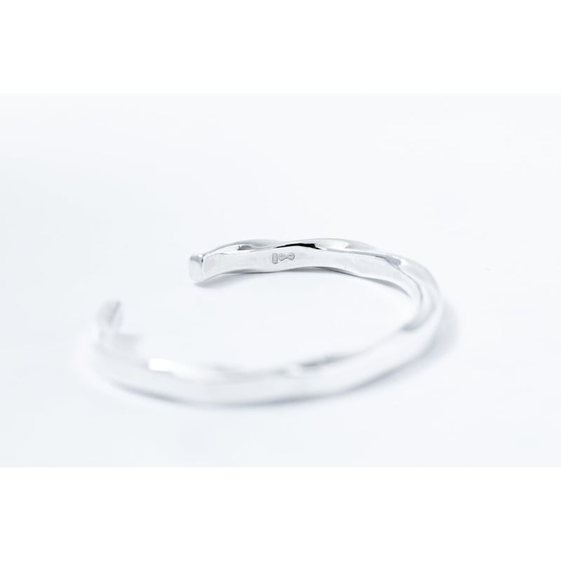 WAKAN SILVER SMITH : BN-071 Side twist bangle (