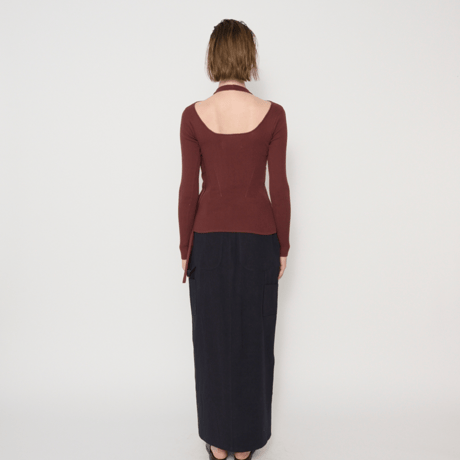 JANE SMITH : 16G RIB HOLTER NECK PULLOVER