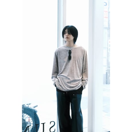 Juha × BIRTHDAY : EX.SHADED VELVET BOAT-NECK L/S