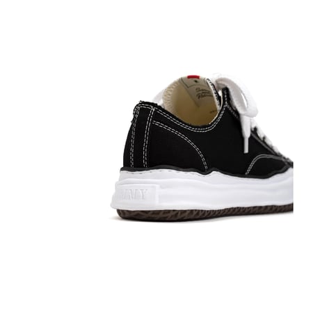Maison MIHARA YASUHIRO : "PETERSON" OG Sole Canvas Low-top Sneaker