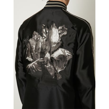 TAAKK:SOUVENIR TAILORED