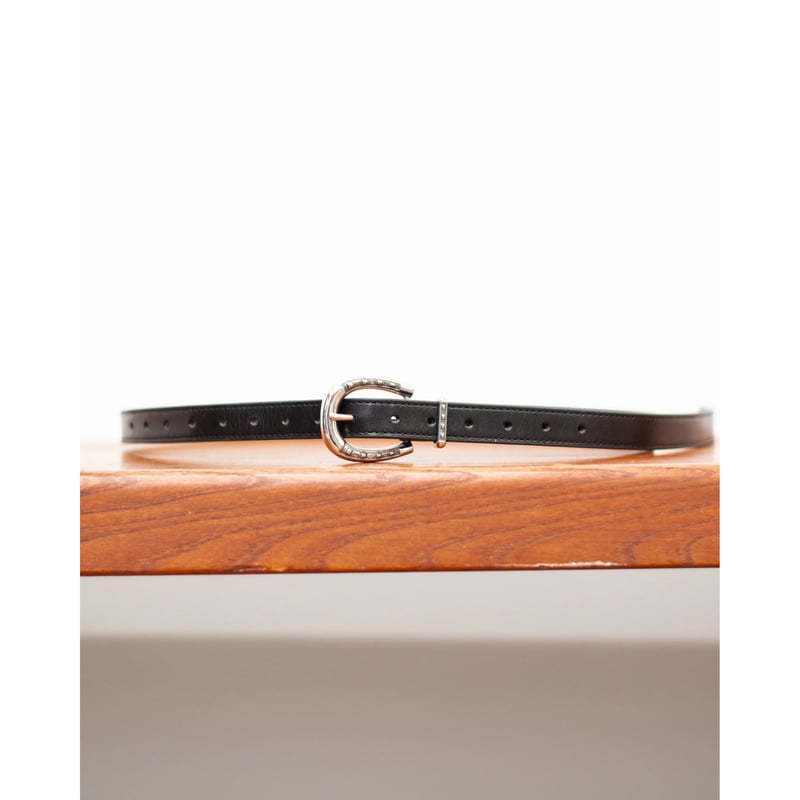The Letters : DOUBLE SIDED HORSESHOE LONG BELT