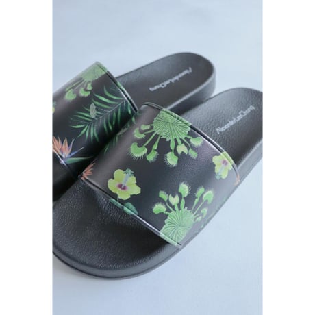 AlexanderLeeChang : SO PLANTS SANDAL