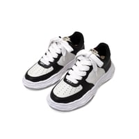 Maison MIHARA YASUHIRO : "WAYNE" OG Sole Leather Low-top Sneaker