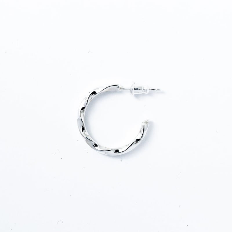 WAKAN SILVER SMITH : PI-010 Side twist earring