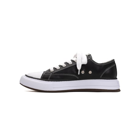 Maison MIHARA YASUHIRO :"YUCCA" OG Sole Leather Low-top Sneaker