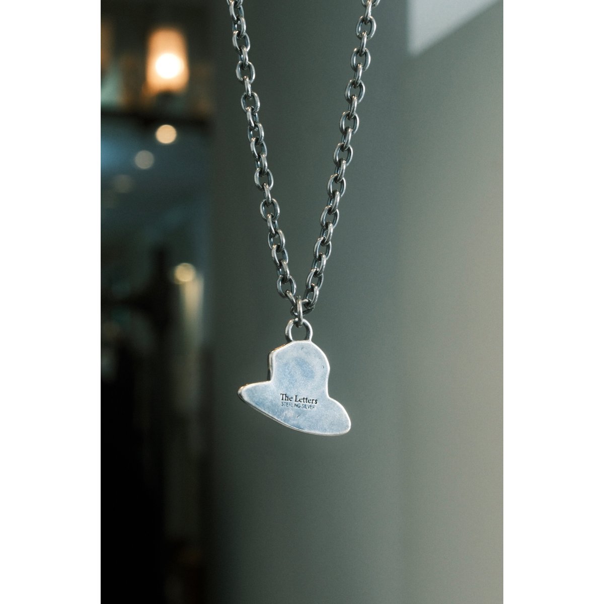 The Letters : HAT CHAIN NECKLACE | BIRTH DAY
