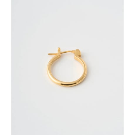 JUHA:PIERCE-FLAT-
